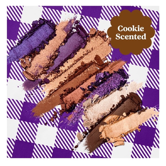 Hard Candy x Girl Scout Shadow Palette, Mint Explorer, Thin Mint-Scented - Picture 3 of 5